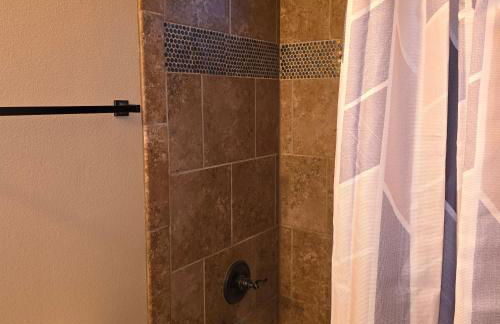 Beautiful Home For Large Family! - Foto 20