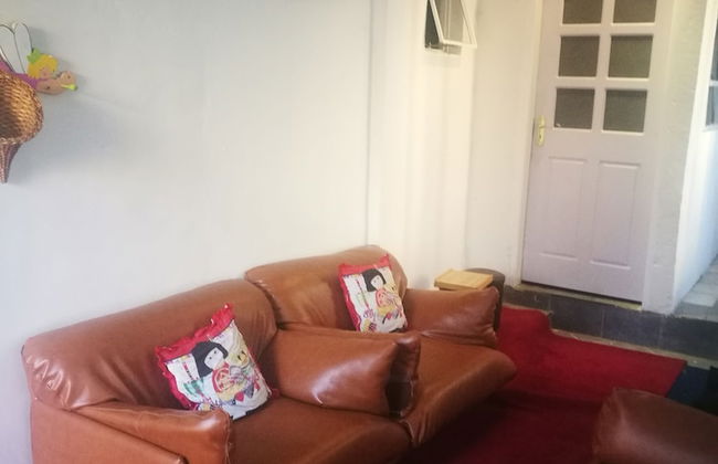 Naisar Sparkling White Apartment - Photo 1