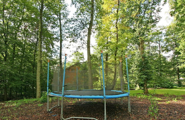 Countryside Chalet in Bomal sur Ourthe With Sauna, Balcony - Photo 22