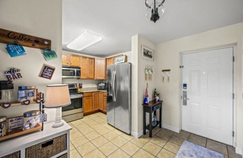 Smoky Mountain View Condo- Hot Tub, Indoor Pool, Walking Path, Playground - Foto 23