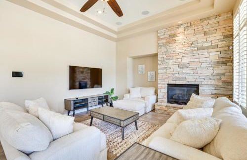 Poolside Dining! Family Home 5 Mi to Goodyear - Foto 2