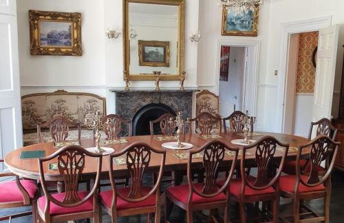 Historic Manor House - Sleeps 16 - Pool & Hot Tub - Foto 47