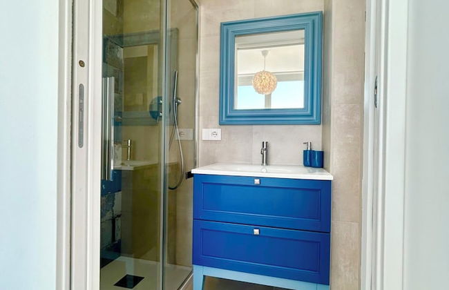 Golden Hour Retreat Lagoon View Villa With Pool - Photo 13