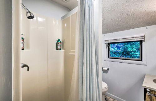 Outdoor Explorers! Roan Mtn Haven with On-Site Creek - Foto 12