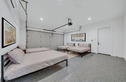 Sleeps 42 2 Pools & Game Room 11BR near Downtown - Foto 52