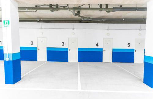 TARIFA ICEBERG 15 - Ático de lujo nuevo con Terraza Garaje y Piscina - Foto 8