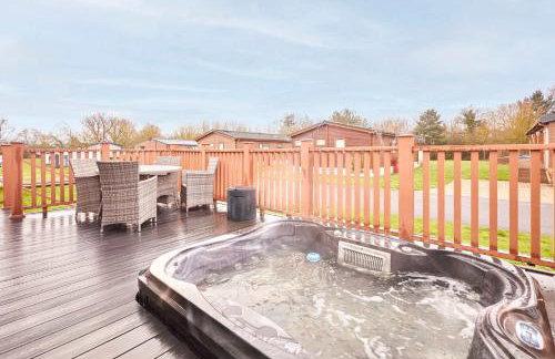 Little Gem Lodge with Hot Tub - Foto 1