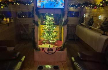 The Escape - Photo 2