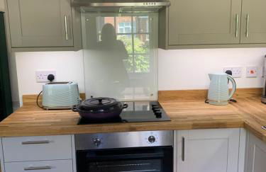 Stunning 1 bedroom self contained apartment - Foto 12