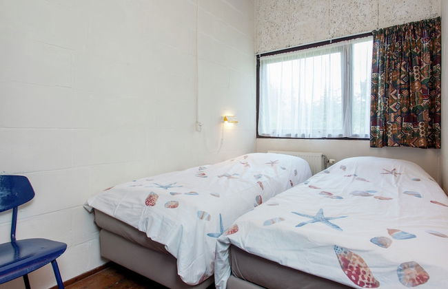 Bungalow in Nes on Ameland With Spacious Terrace - Foto 4