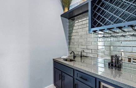 The Suite Spot | The Palm Beach - Photo 7