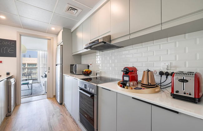 New Fully Upgraded - Central Located - Fits 6 - Photo 12