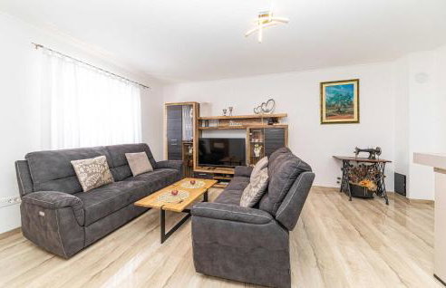 Awesome Home In Ricice With Sauna - Foto 15