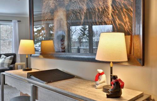 Premium 5 bedroom, pet friendly private home with hot tub 3 miles from the Skyship Bear - Foto 38