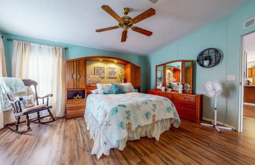 Boat Dock! Sunshine House on St Johns River - Photo 12