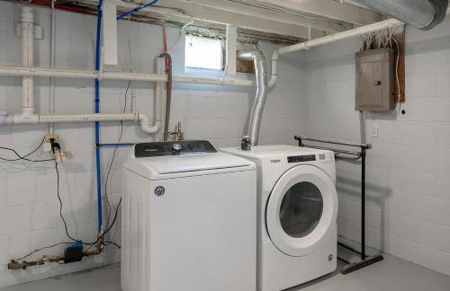 Downtown Fun Meets Ultimate Game Night - Foto 29