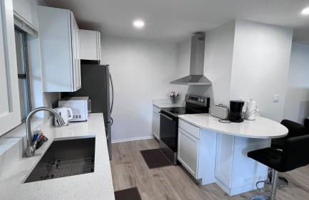 5 bedroom pool house air hockey walk to beach - Foto 34