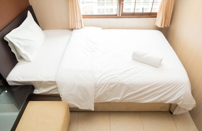 Antique 3BR at Grand Setiabudi Apartment - Foto 15