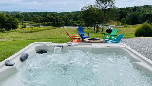 Scenic 2BR A-Frame w Hot Tub & Views - Foto 2