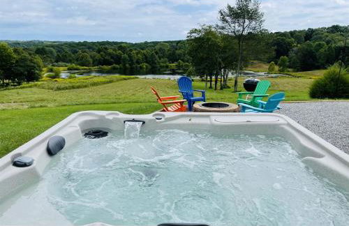 Scenic 2BR A-Frame w Hot Tub & Views - Foto 2