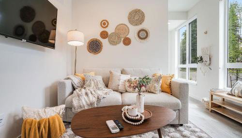 Perch - Urban Reflection 18 - Photo 3