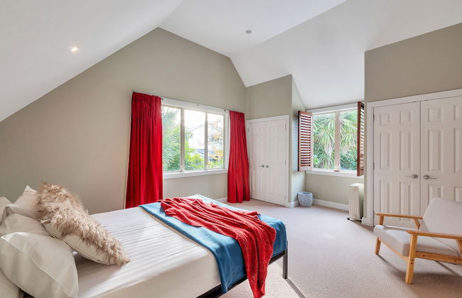 Castor Bay Home near Albany Sleeps 9 - Foto 8