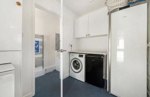 Stunning House Seconds from beach, Sleeps up to 12 - Foto 13