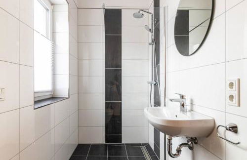 200m² Wohnung mit 6 Schlafzimmer - Foto 7