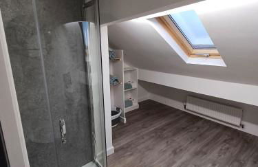 Luxury Apartment - Above iconic High Lane Oatcakes - Foto 16