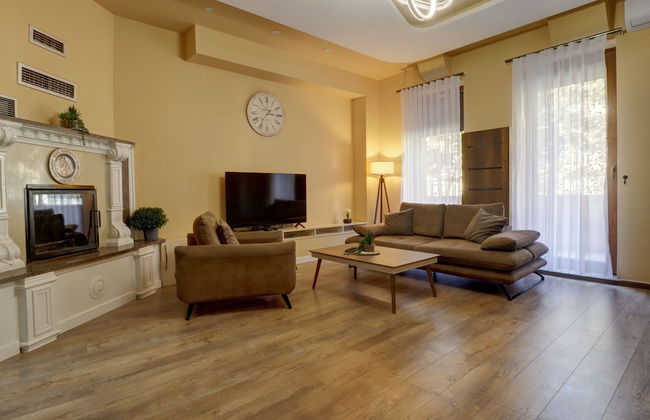 Midtown Prishtina Stays - Photo 19