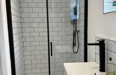 Private and Peaceful Space With Free Parking - Foto 13