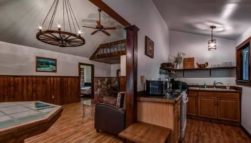 Cozy Cottage Rental with Small Private Pond in Canadensis, Pennsylvania - Foto 5