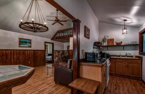 Cozy Cottage Rental with Small Private Pond in Canadensis, Pennsylvania - Foto 5