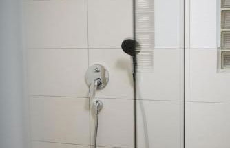 Große Wohnung mit 2 Schlafzimmer - Foto 28