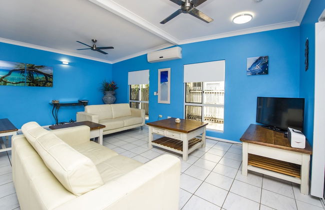 Azure on Geoffrey Bay - Photo 9