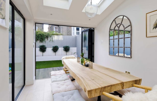 Central London 4BR Queens Park Family Home With Garden - Foto 4