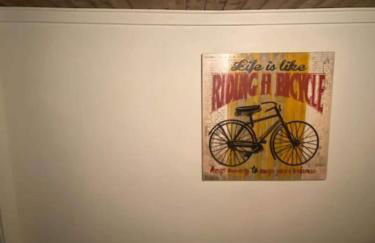 3 Bed 2 Bath Renovated Home Near The Lake - Foto 13