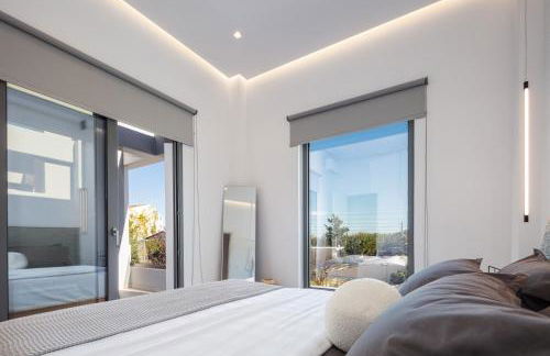 Akonizia Luxury House - With Private Heated Pool and Jacuzzi - Photo 46