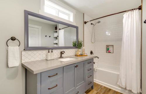 1 Mi to Historic Dtwn Dog-Friendly Everett Home! - Foto 15