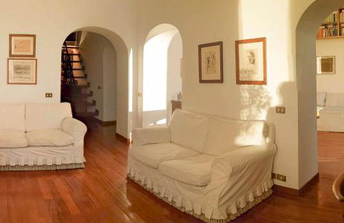 Colosseum Luxury Apartment - Photo 9