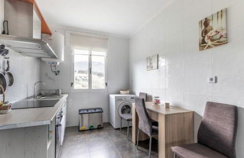 Coqueto y Luminoso en la Playa de La Arena - Foto 11