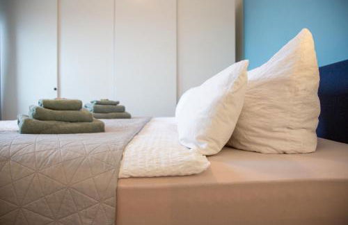 MiCasa OL - Modernes Penthouse - Stellplatz - Küche - WLAN - Dachterrasse - Photo 12