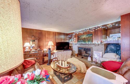 Rustic Chic Retreat 4 Mi to Kennywood! - Foto 2