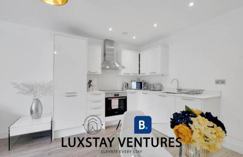 Multiple 2-Bedroom Apartments near Harry Potter Studios - 2-Minute walk to Bushey Station - 20 Minutes to London Euston - Ideal for Families & Business - Free Parking - Foto 51