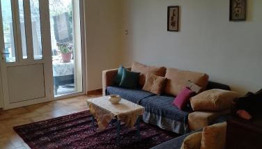 Άνετη και δροσερή κατοικία - Foto 2