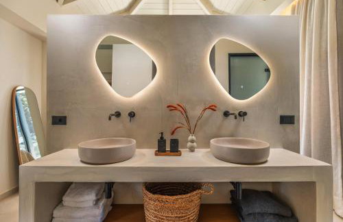 Nousa Villas, Private Luxury Retreat with Ionian Sea Views - By Villa Mana Gers - Foto 76