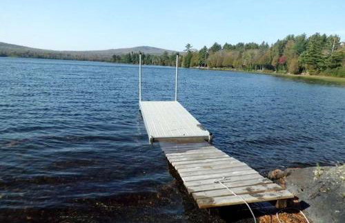 Amazing Lakefront Cabin in the Woodlands near Bangor, Maine - Foto 20
