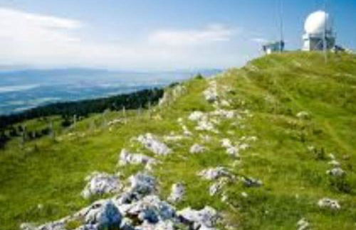 LE CHALET des 3 Sapins, Superbe Duplex Montagnard avec balcon, au calme - Les Rousses, Draps inclus & Parking gratuit - Foto 49