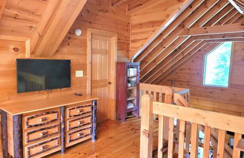LUXURY CABIN WITH WATERVIEW AND PRIVACY, hiking - Photo 34