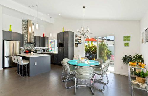 Demuth Park Desert Oasis - Pool - Tiki Room - Foto 46